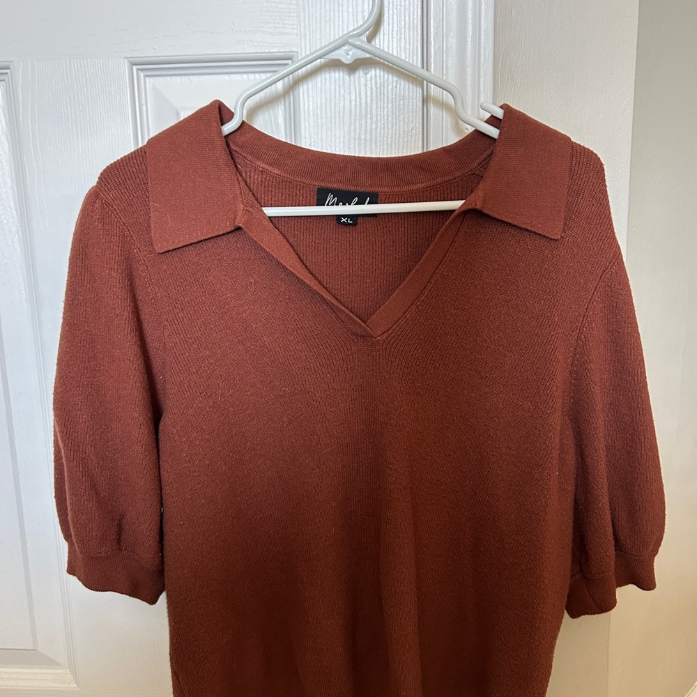 Marled Women's V-Neck Sweater in Rust